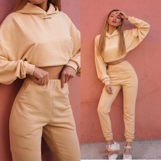 Women's Sports and Leisure Suit – Comfortable Two-Piece Activewear Set